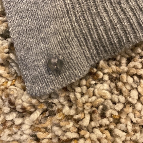 Gray cardigan - Picture 4 of 4